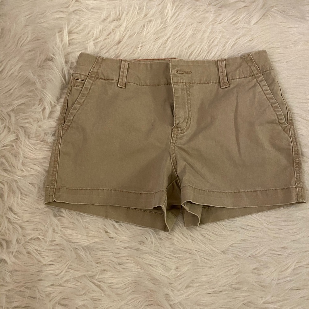 khaki shorts. Size 5/6